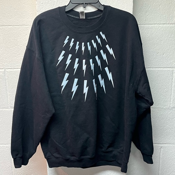 Gildan Other - David Rose Lightning Bolts
Sweatshirt - XL